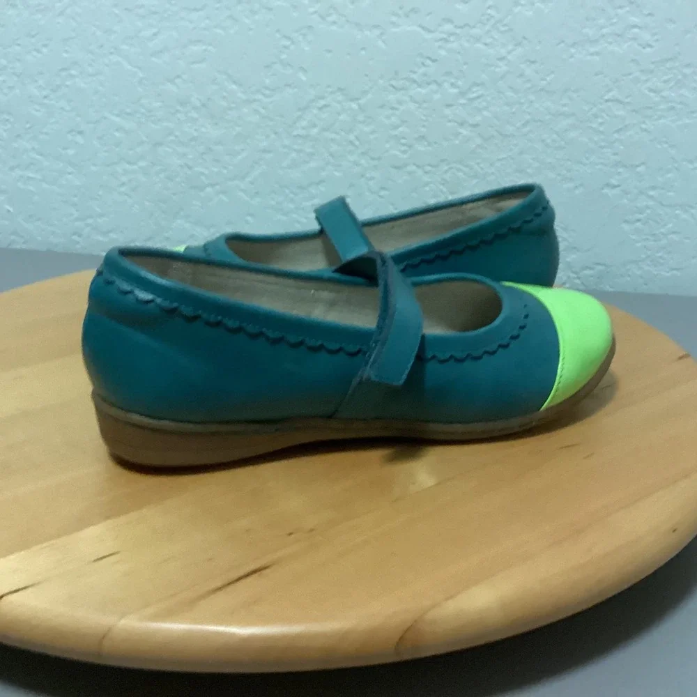 LIVIE & LUCA Teal Neon Green Patent Toe Strap Mary Jane Shoes Kids‎ Size 1